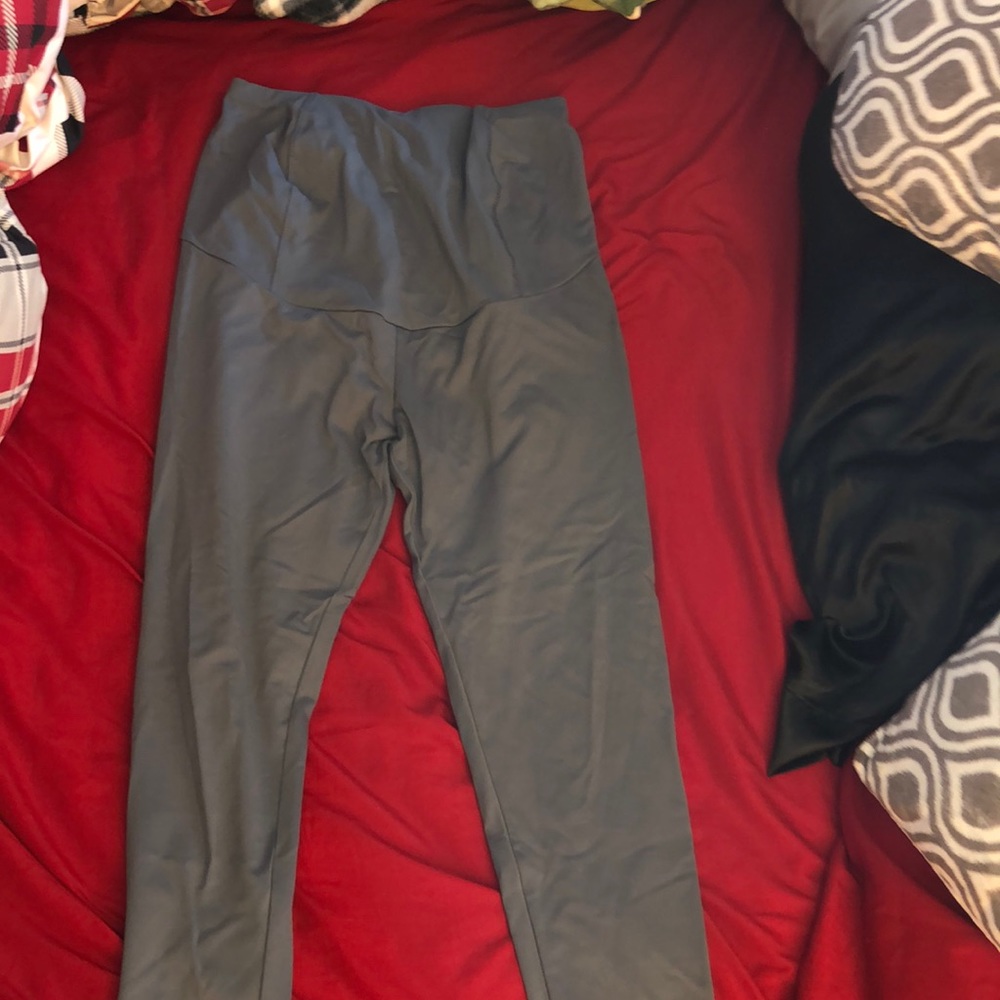 Maternity leggings